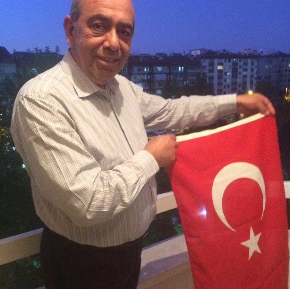 KARAMETE, U DÖNÜŞÜ YAPAN SİYASİLERİ YORUMLADI