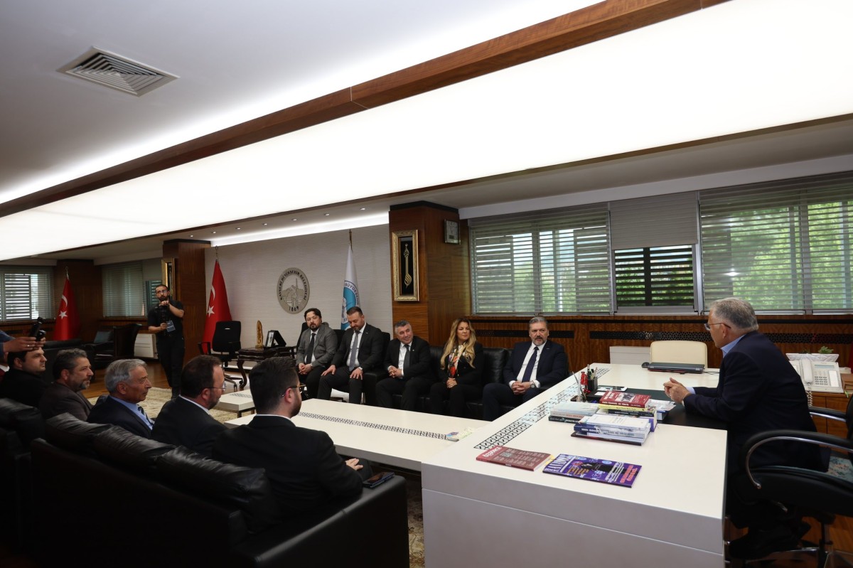 BÜYÜKKILIÇ, MÜSİAD HOLLANDA HEYETİNİ AĞIRLADI
