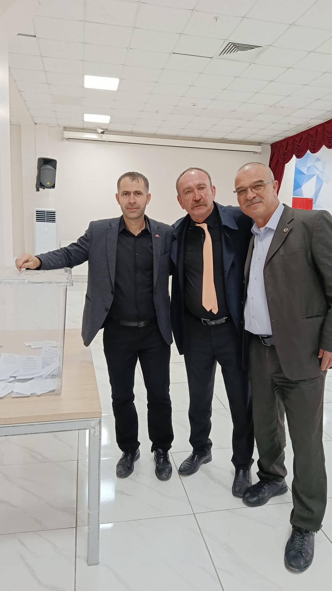 MUHTARLAR DERNEĞİNDE BAŞKAN BELLİ OLDU 