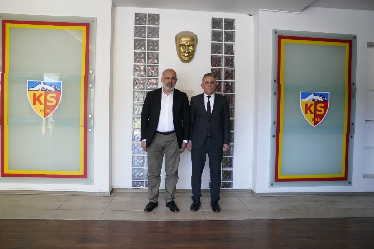 KAYSERİSPOR'A ZİYARETÇİ AKINI SÜRÜYOR 