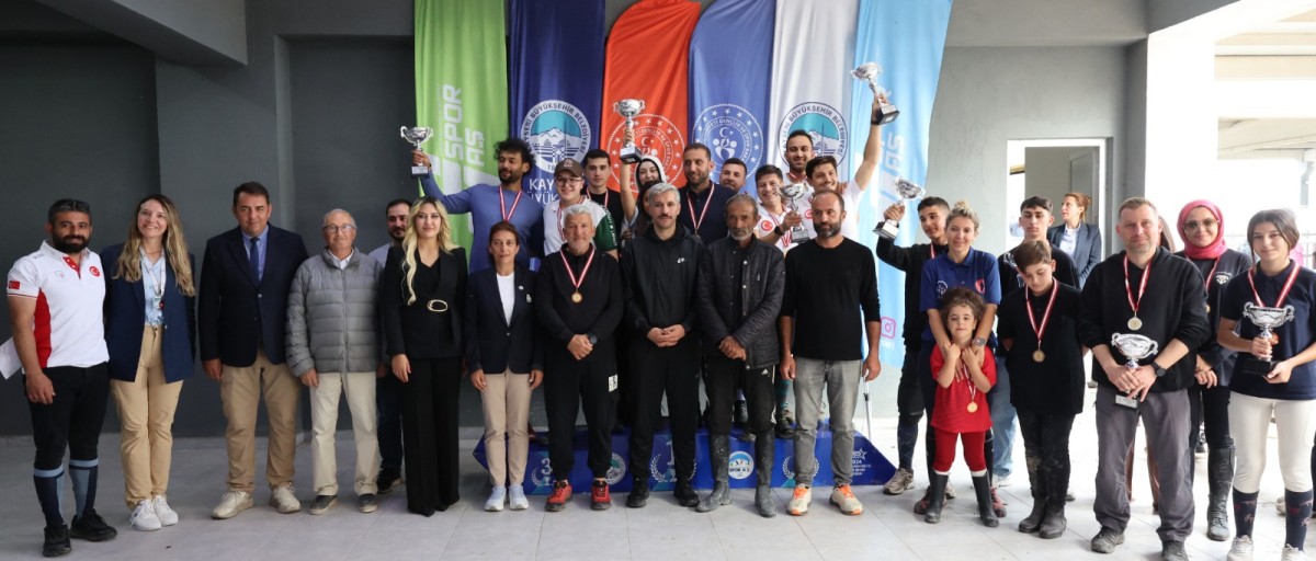BÜYÜKŞEHİR SPOR A.Ş. DESTEĞİ İLE DAYANIKLILIĞIN ŞAMPİYONLARI KAYSERİ’DE BULUŞTU