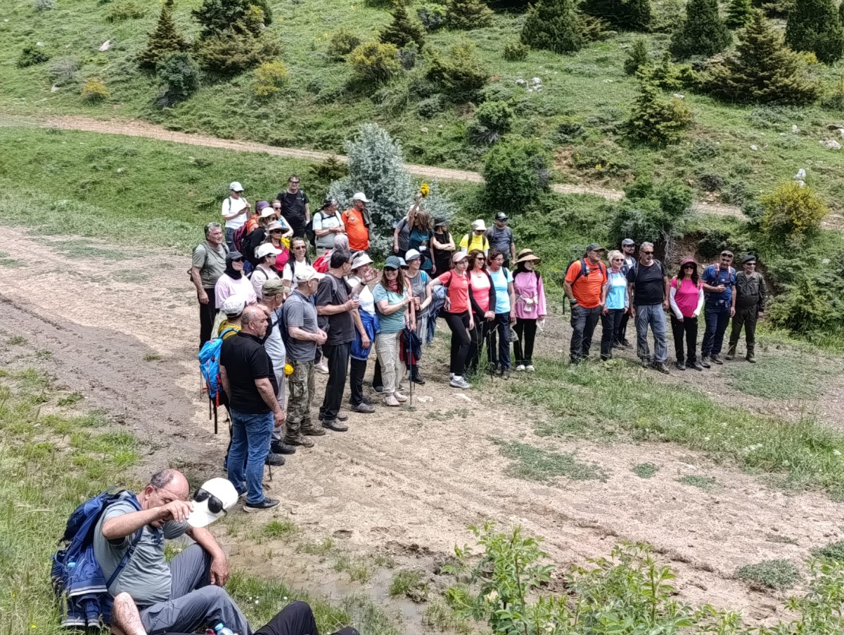 DEVELİ'NİN DOĞAL GÜZELLİKLERİNİ YÜRÜYEREK KEŞFEDİYORLAR