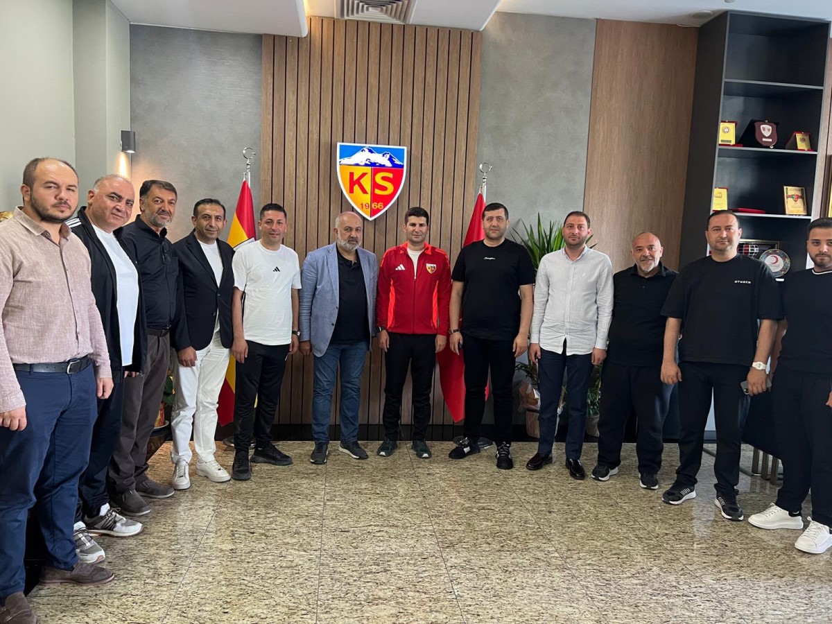 ÜLKÜ OCAKLARI GENEL BAŞKANINDAN KAYSERİSPOR'A ZİYARET