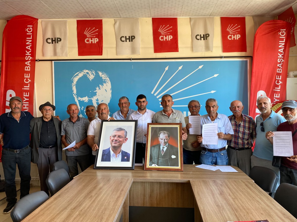 CUMHURİYET HALK PARTİSİ'NDEN İSTİFA ETTİLER