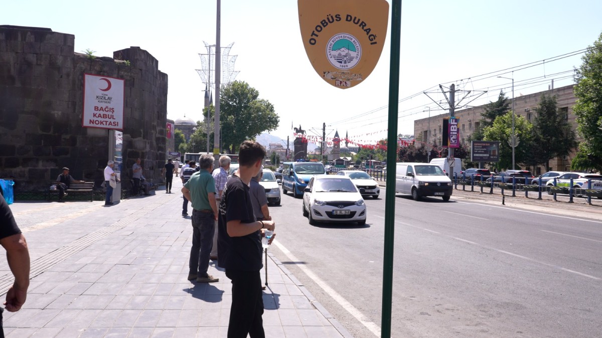 ABITA’DAN OTOBÜS DURAKLARINDA DENETİM: ÖNCE CAN VE TRAFİK GÜVENLİĞİ