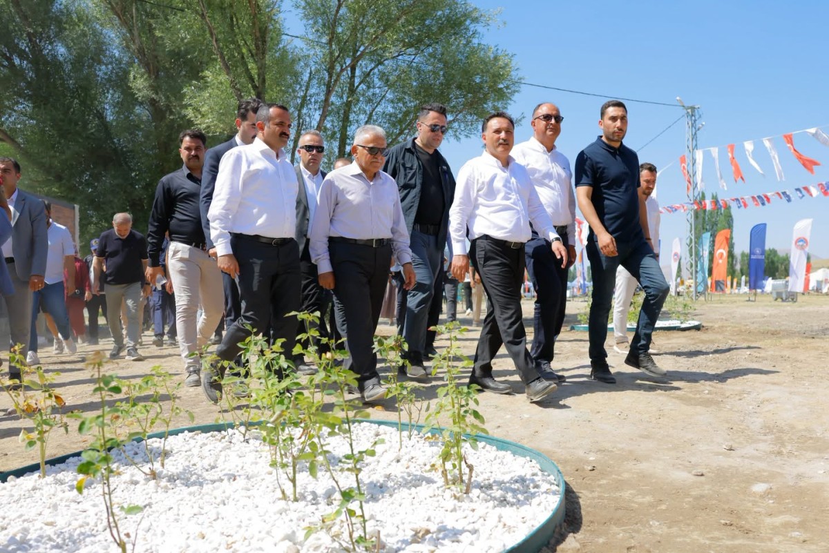 VALİ ÇİÇEK’TEN BAŞKAN BÜYÜKKILIÇ’A “TURİZM” TEŞEKKÜRÜ