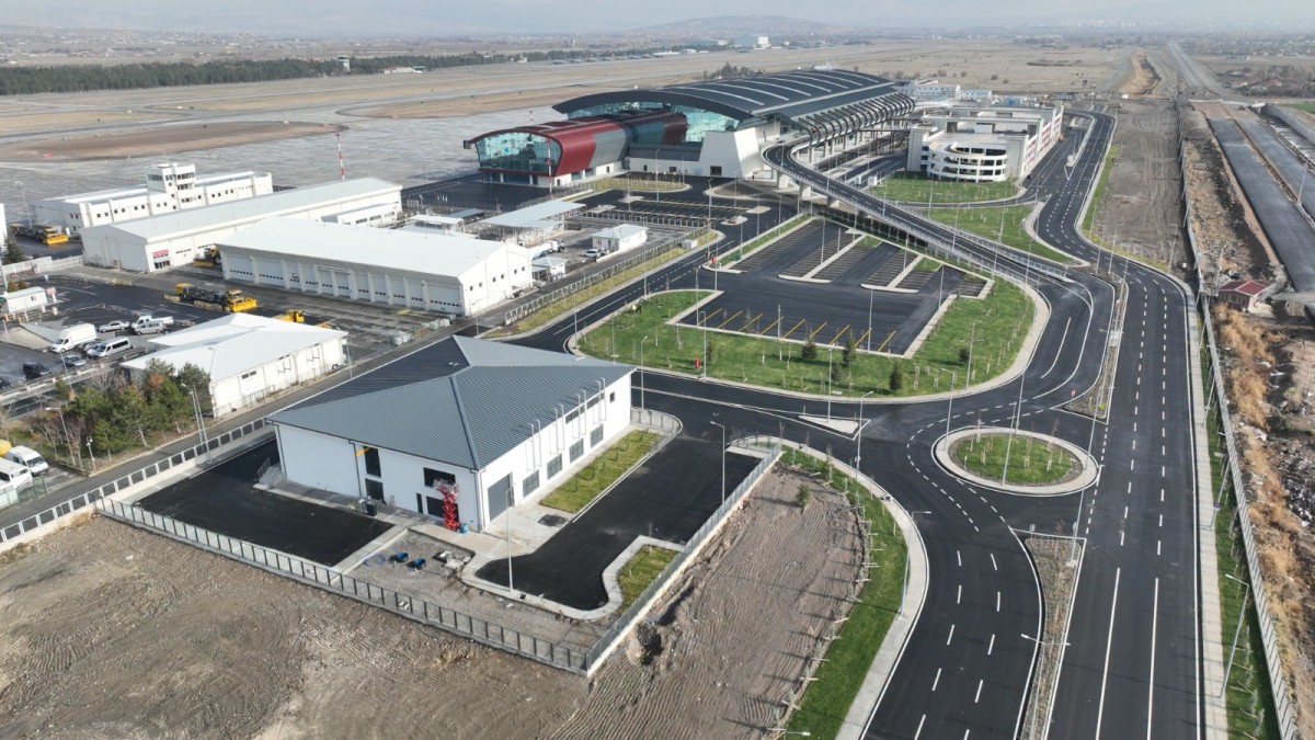 KAYSERİ HAVALİMANI BAŞMÜDÜRLÜK STATÜSÜNE KAVUŞTU