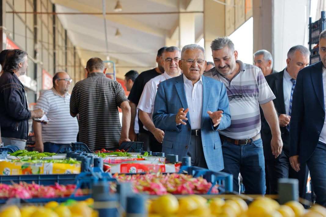 HAL ESNAFINI KAYSERİSPOR MAÇINA DAVET ETTİ