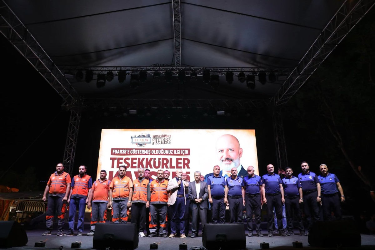 FUAR 38 DE MUHTEŞEM KAPANIŞ