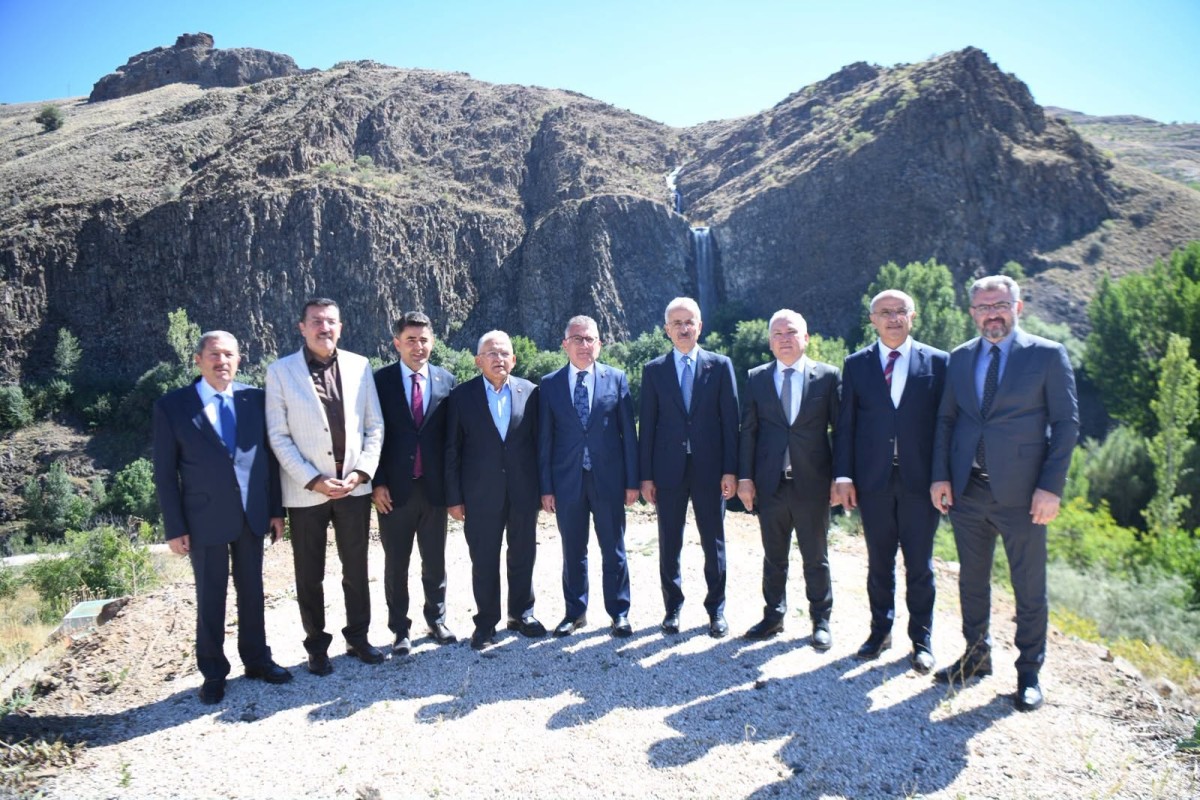 BAŞKAN BÜYÜKKILIÇ, BAKAN URALOĞLU’NUN MALATYA VE SİVAS PROGRAMLARINA EŞLİK ETTİ