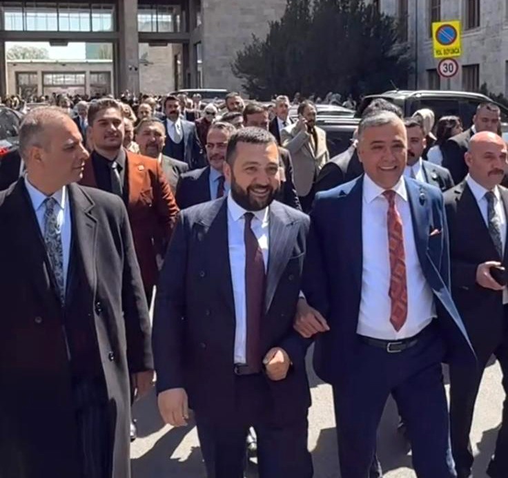 MHP’DE CEMİL DEMİREL YERİNİ KORUDU