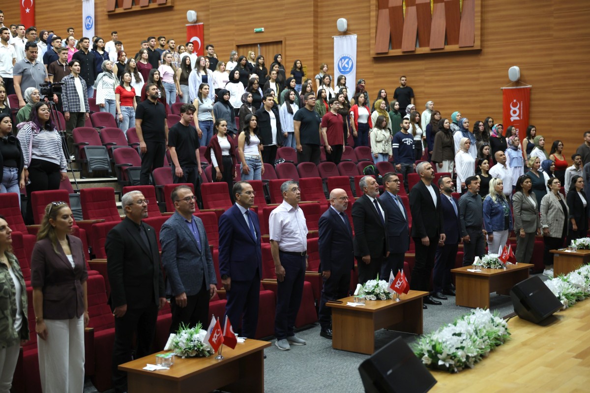 KAYSERİ ÜNİVERSİTESİ’NDE ÖĞRENCİLERLE BULUŞMA ETKİNLİĞİ DÜZENLENDİ