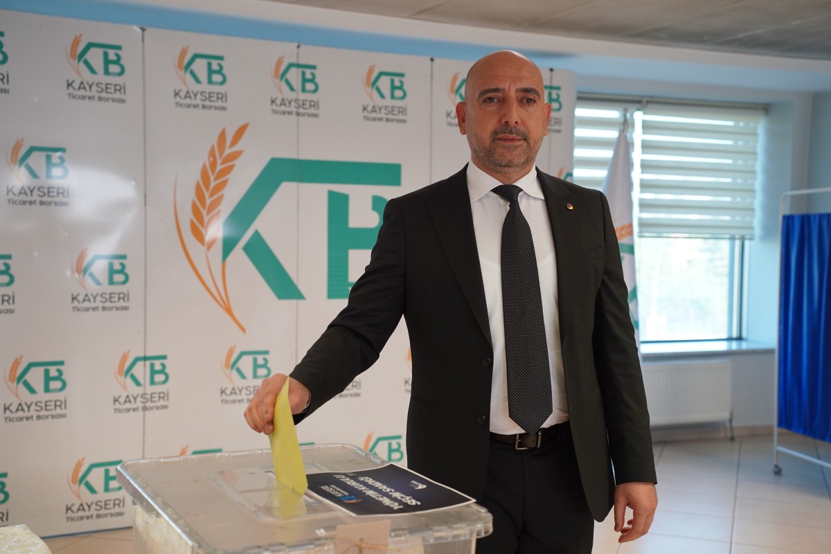 KAYSERİ TİCARET BORSASI’NDA GÖREV DAĞILIMLARI BELLİ OLDU