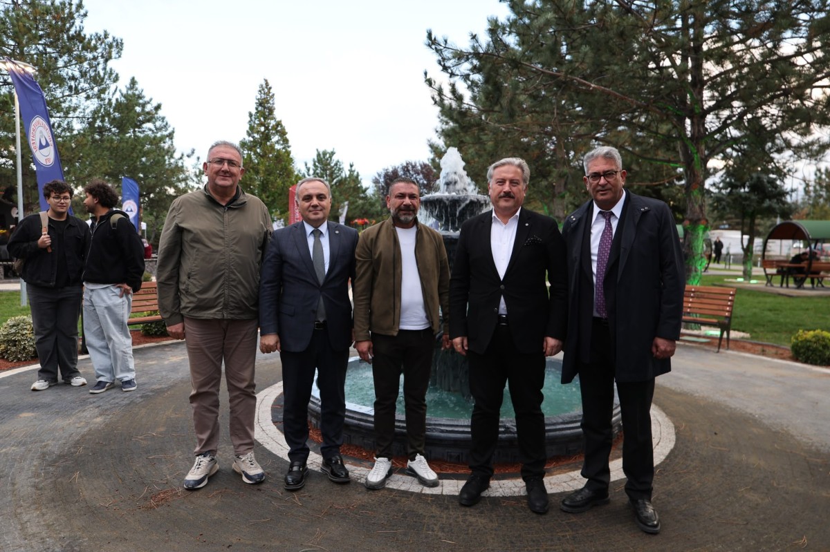 ERÜ GENÇLİK PARKI AÇILDI