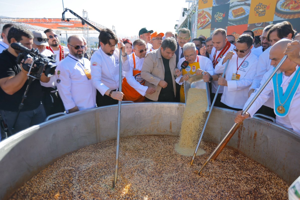 GASTRONOMİ ŞEHRİ KAYSERİ’DE 4 GÜN SÜRECEK LEZZET ŞÖLENİ BAŞLADI