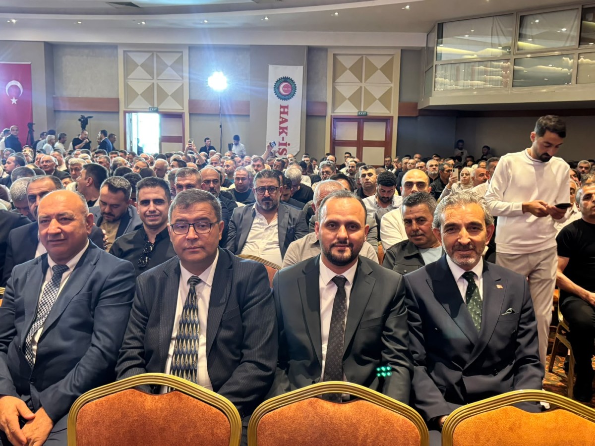 YAVUZ NAVRUZ VE KAYSERİ TEŞKİLATI BÜYÜK TEMSİLCİ BULUŞMASI’NA KATILDI