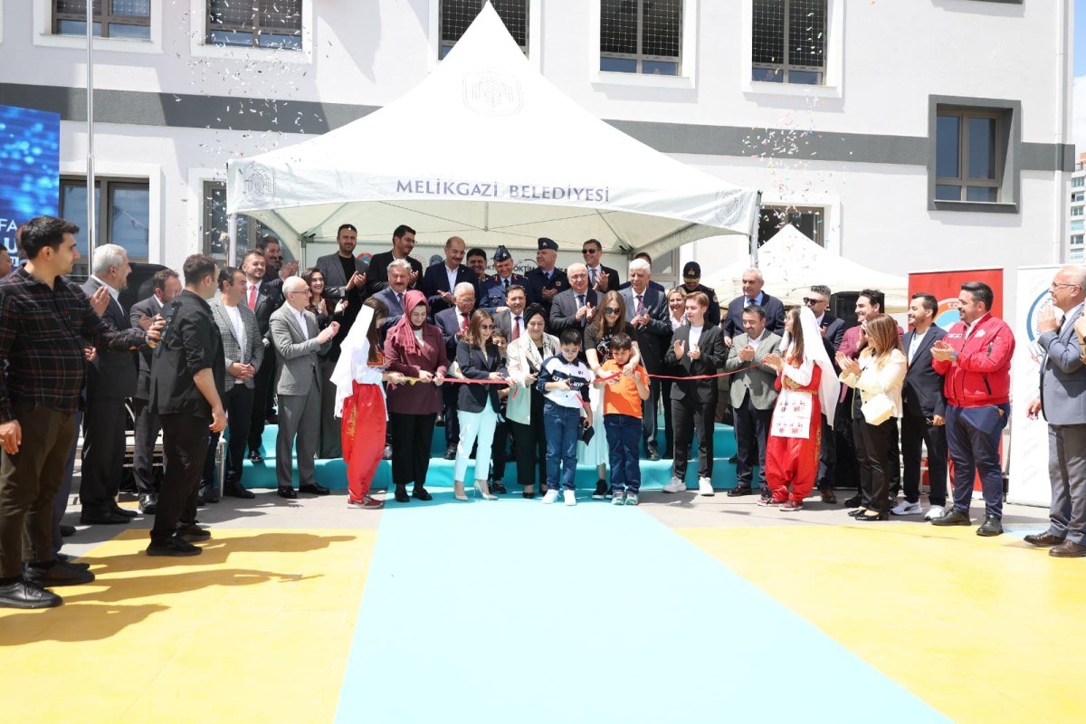 GÖKTİM MELİKGAZİ LATİF BAŞKAL A.Ş. TEKNOLOJİ ATÖLYESİ KAPILARINI AÇTI