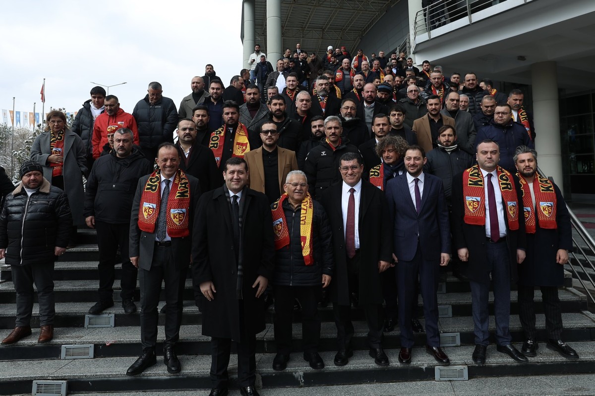 KAYSERİSPOR'DA BEKLENEN KONGRE KARARI ALlNDl