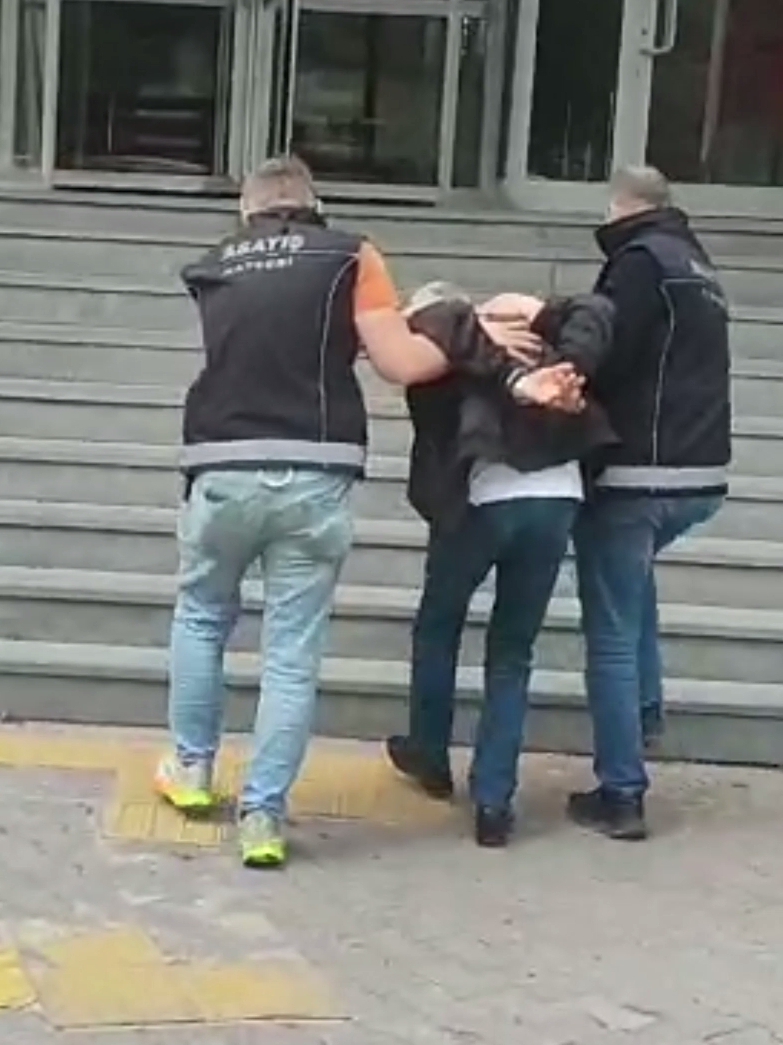 YAĞMA ZANLISI YAKALANDI 