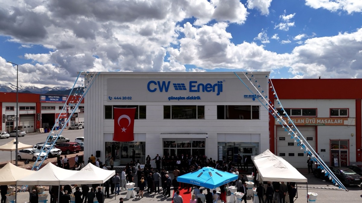 CW ENERJİ KAYSERİ’DE YENİ BAYİLİK MODELİNİ DEVREYE ALDI