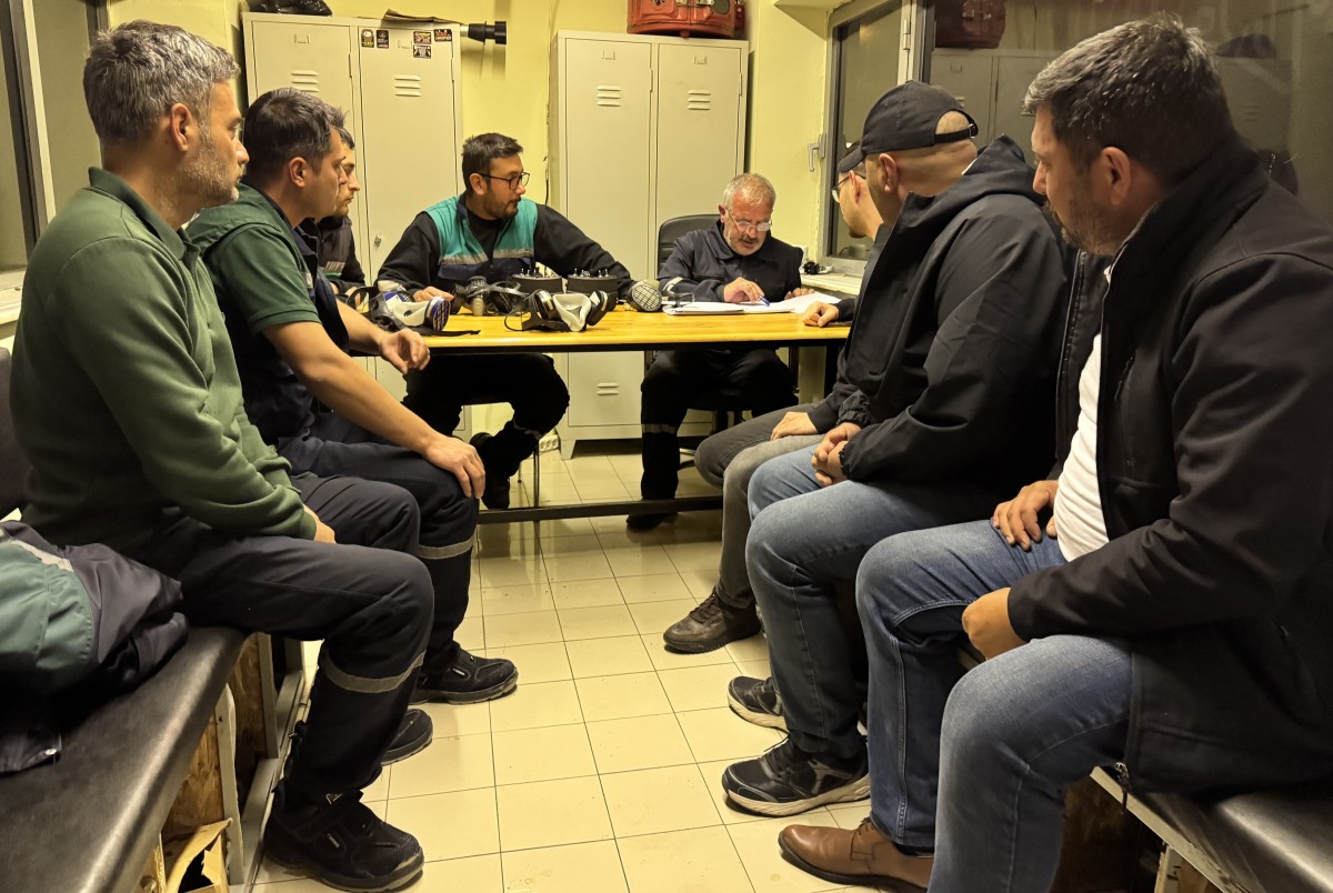 KENT GENELİNDE İLAÇLAMA ÇALIŞMALARI ARALIKSIZ SÜRÜYOR