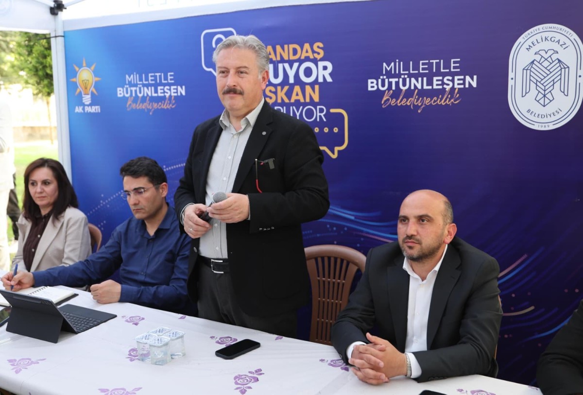 PALANCIOĞLU “VATANDAŞ SORUYOR, BAŞKAN CEVAPLIYOR” PROGRAMIYLA 4 MAHALLEYİ DİNLEDİ