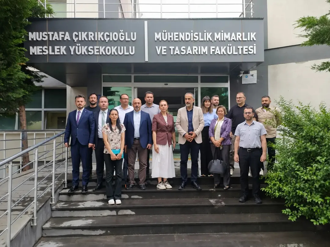KENT KONSEYİ’NDEN, KAYÜ MÜHENDİSLİK FAKÜLTESİ’NE NOVASYON İŞ BİRLİĞİ ZİYARETİ