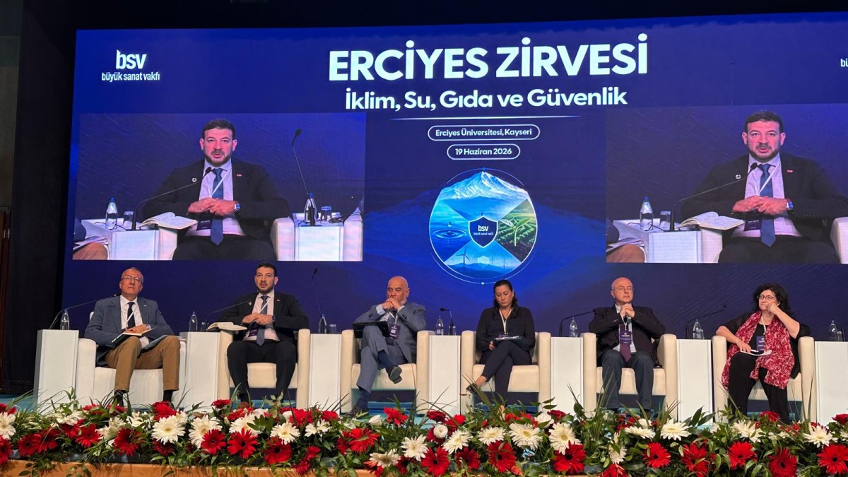 ERCİYES ZİRVESİ'NDE AFET YÖNETİMİ VE TOPLUMSAL DAYANIŞMA VURGUSU 