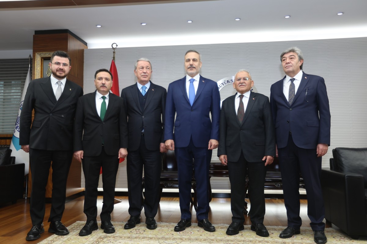 KAYSERİ ÖNEMLİ İSİMLERİ AĞIRLAMAYA DEVAM EDİYOR