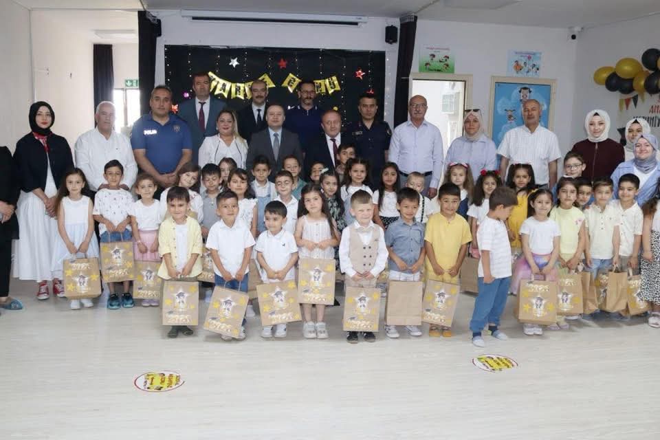 BÜNYAN SÜMER İLKOKULUNDA KARNE SEVİNCİ 