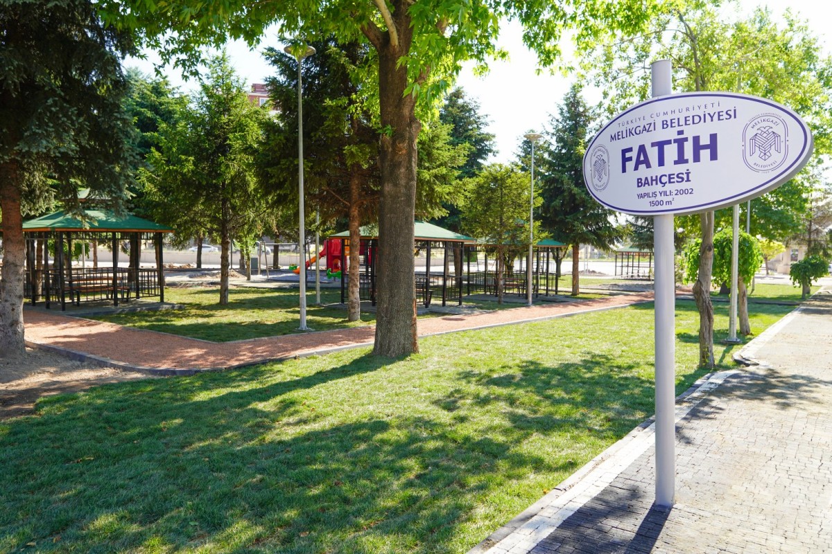 FATİH BAHÇESİ, YENİ HALİYLE VATANDAŞLARIN GÖZDESİ OLACAK