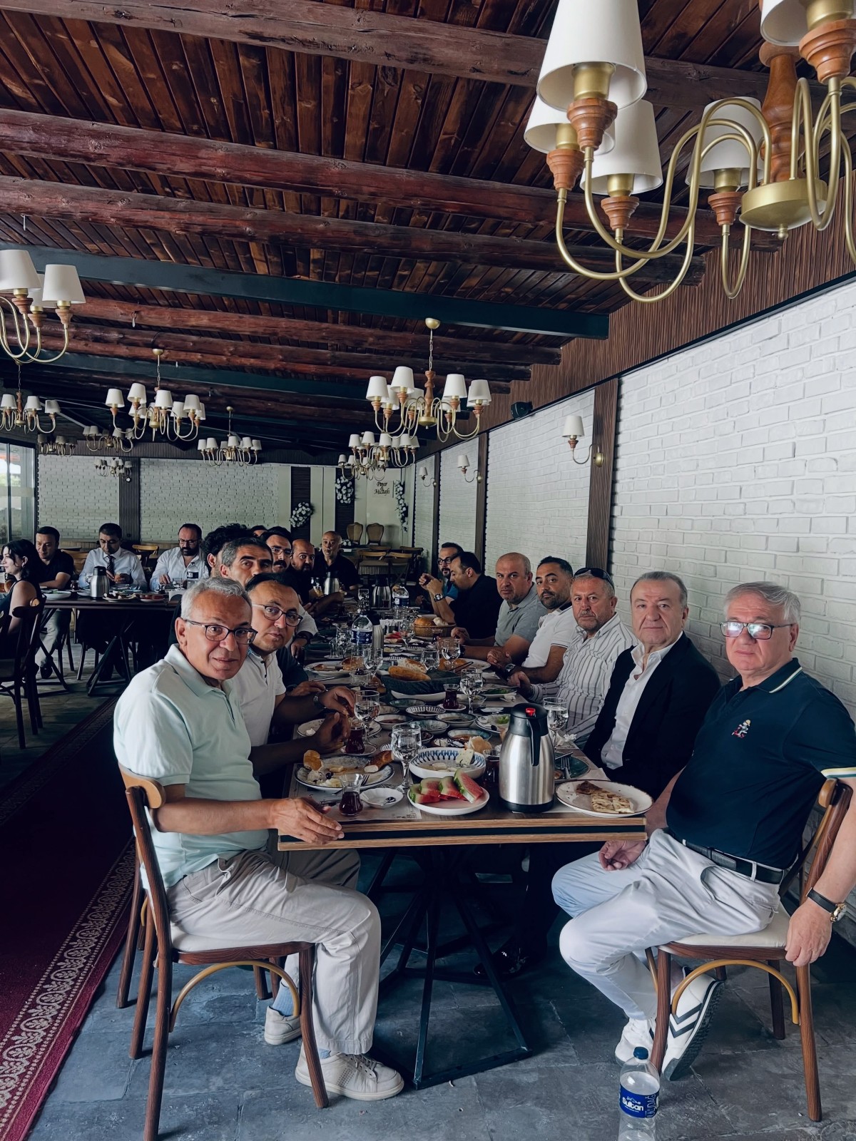 NEVKAYDER KAHVALTIDA BULUŞTU
