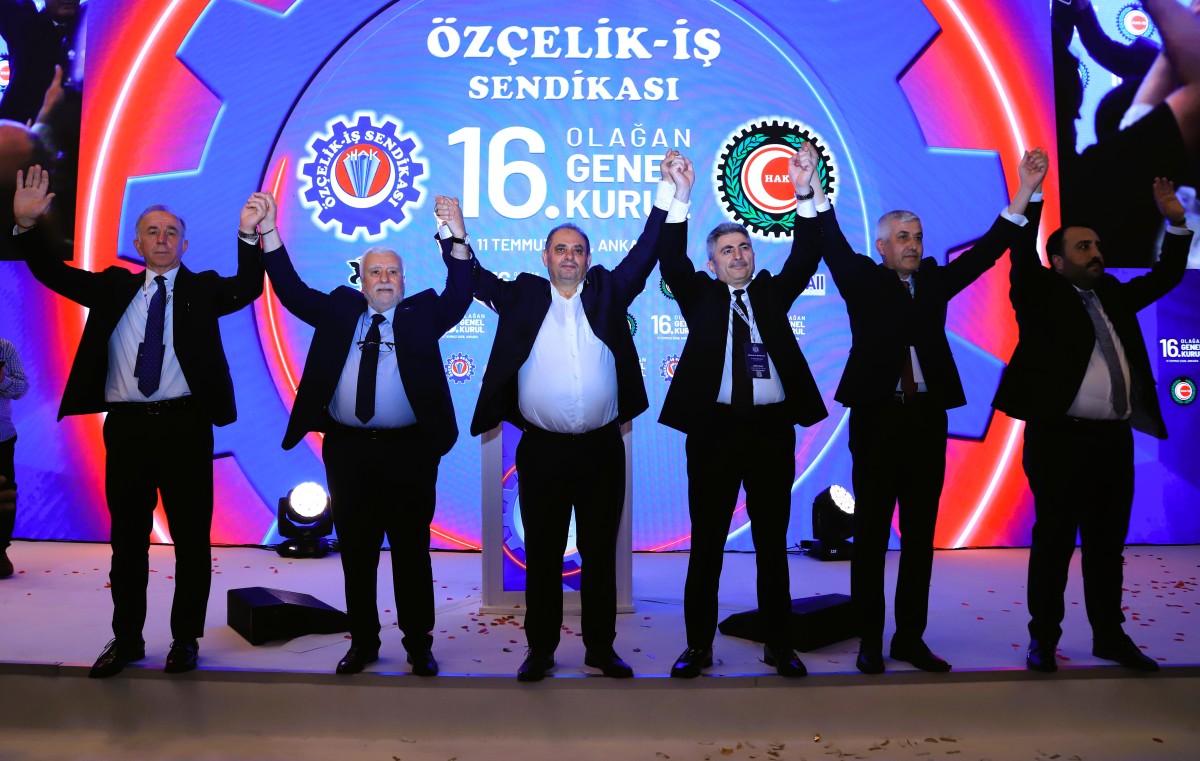 ÖZÇELİK-İŞ SENDİKASI GENEL BAŞKANLIĞINA YUNUS DEĞİRMENCİ YENİDEN SEÇİLEREK GÜVEN TAZELEDİ