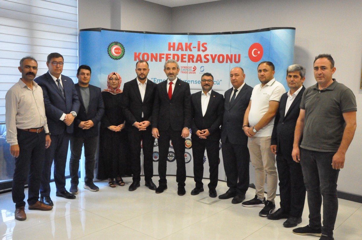 HAK-İŞ KAYSERİ İL BAŞKANI NAVRUZ: “10 YILDIR AYNI İNANÇLA; UNUTMADIK, UNUTMAYACAĞIZ, UNUTTURMAYACAĞIZ”