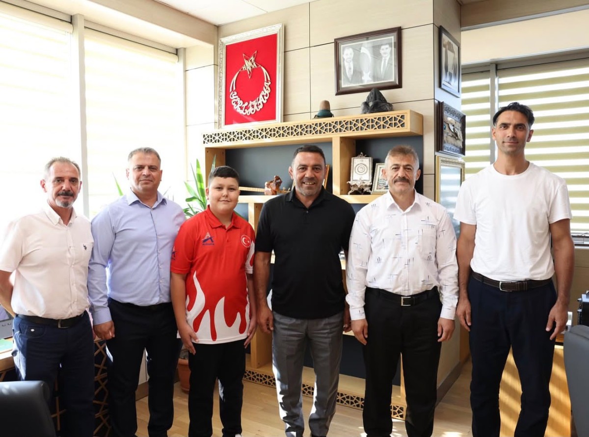 KAYSERİ ERVA'YA HAMZA YERLİKAYA'DAN ÖVGÜ
