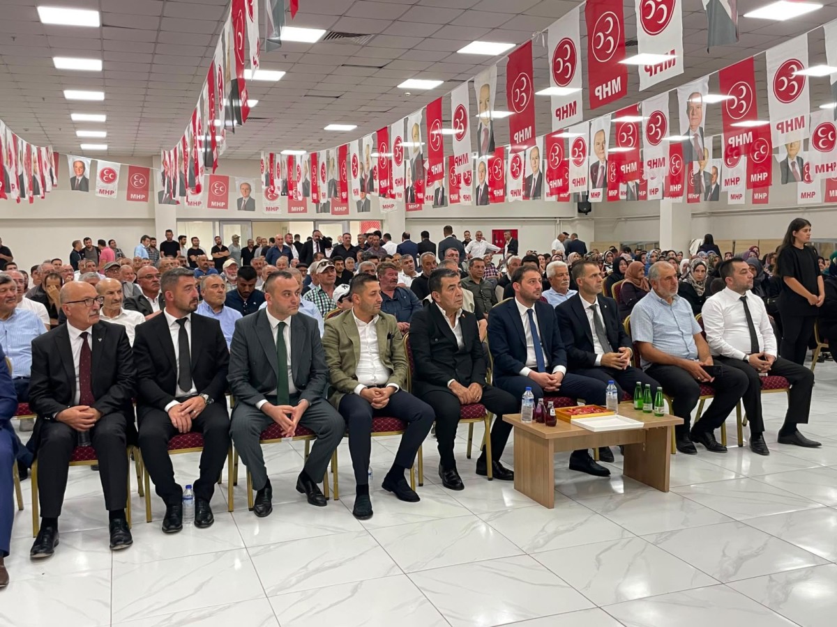 MHP PlNARBAŞl'NDA KADİR MAĞARA GÜVEN TAZELEDİ