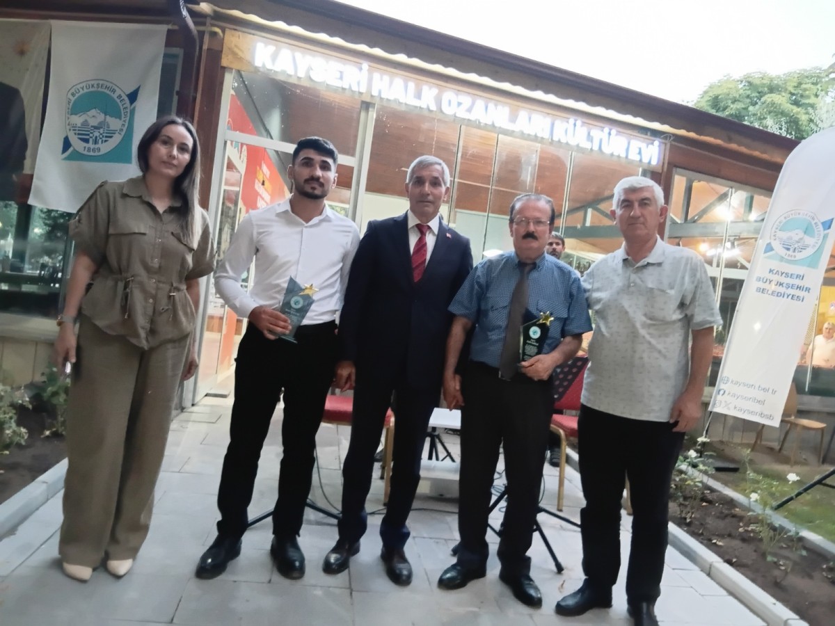 KAYSERİ SANATSEVERLER HALK OZANLARIYLA BULUŞTU