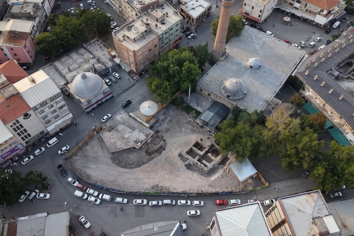 CAMİKEBİR’DE TARİHİ MİRAS GÜN YÜZÜNE ÇIKIYOR