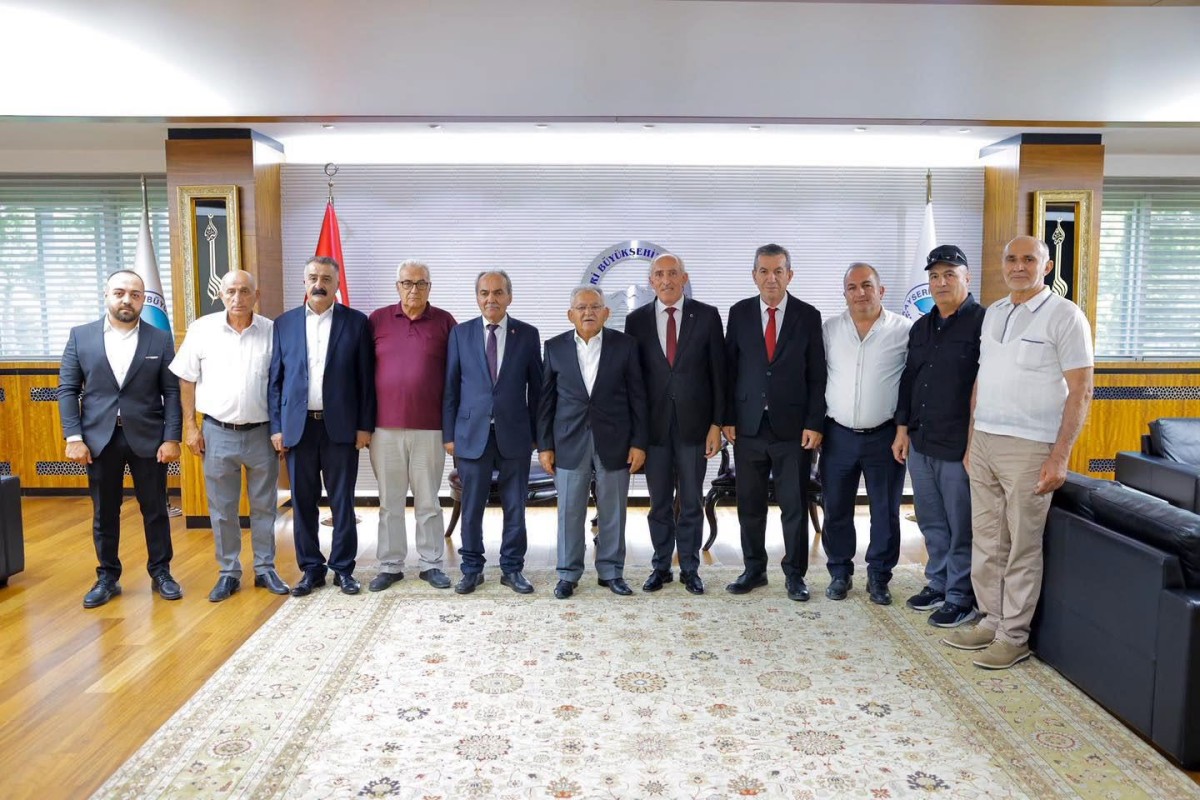 BAŞKAN BÜYÜKKILIÇ'A ZİYARETÇİ AKINI