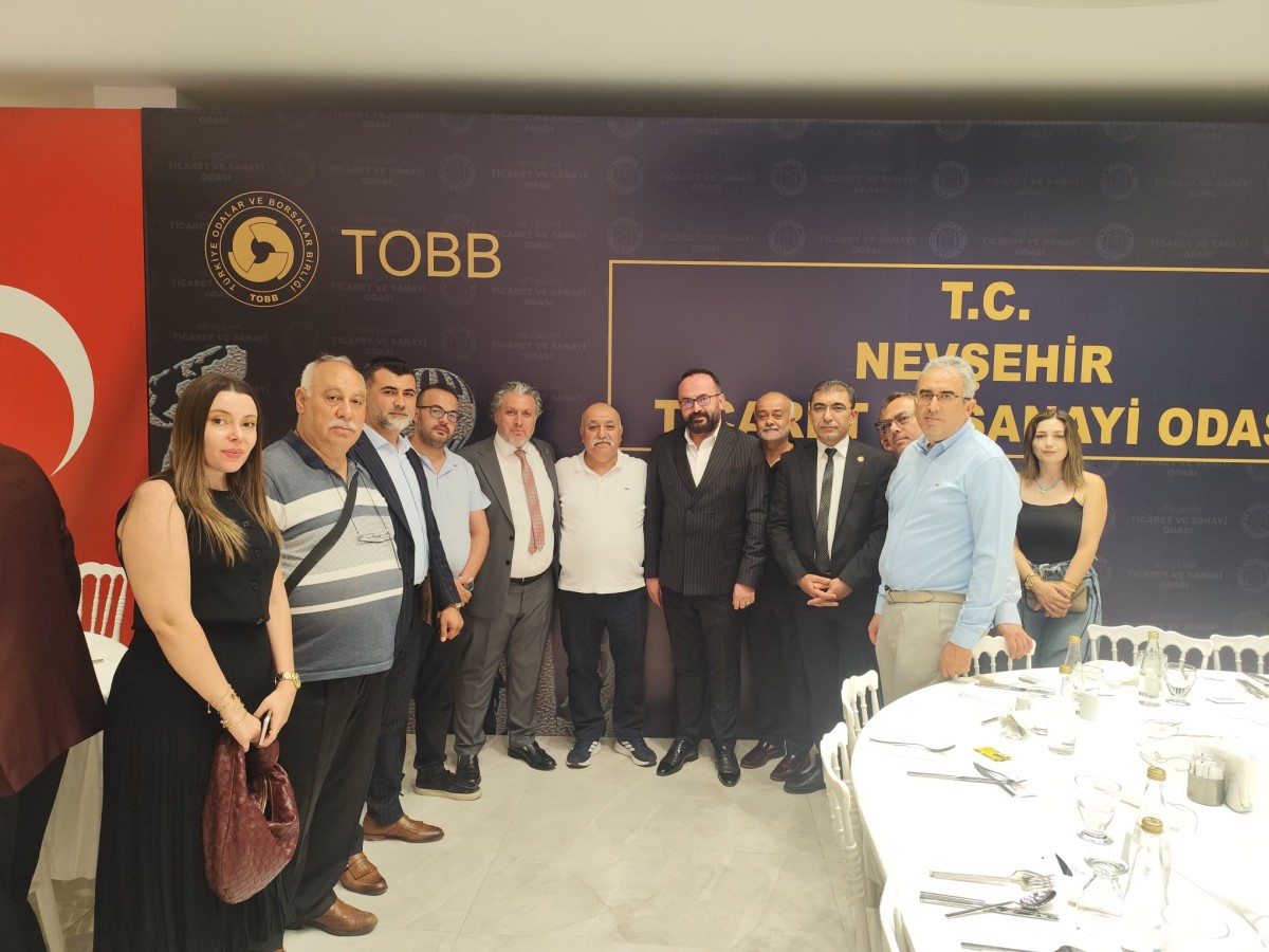 NEVKAYDER’ DEN NEVŞEHİRLİ BÜROKRATLAR VE İŞ İNSANLARI BULUŞMASINA KATILIM