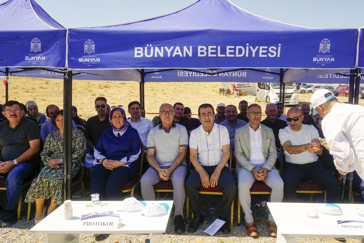 KÖLETELİLER YÜNÖREN'DE BİRLİK VE BERABERLİK İÇİNDE BULUŞTU