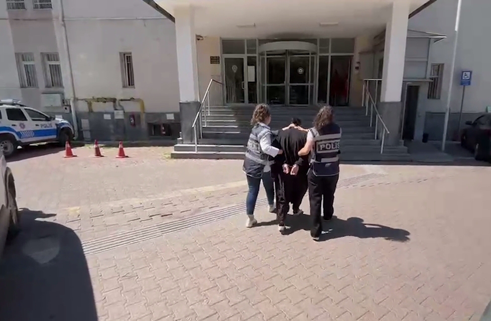 HlRSlZLlK SUÇUNDAN ARANAN ŞAHIS YAKALANDI