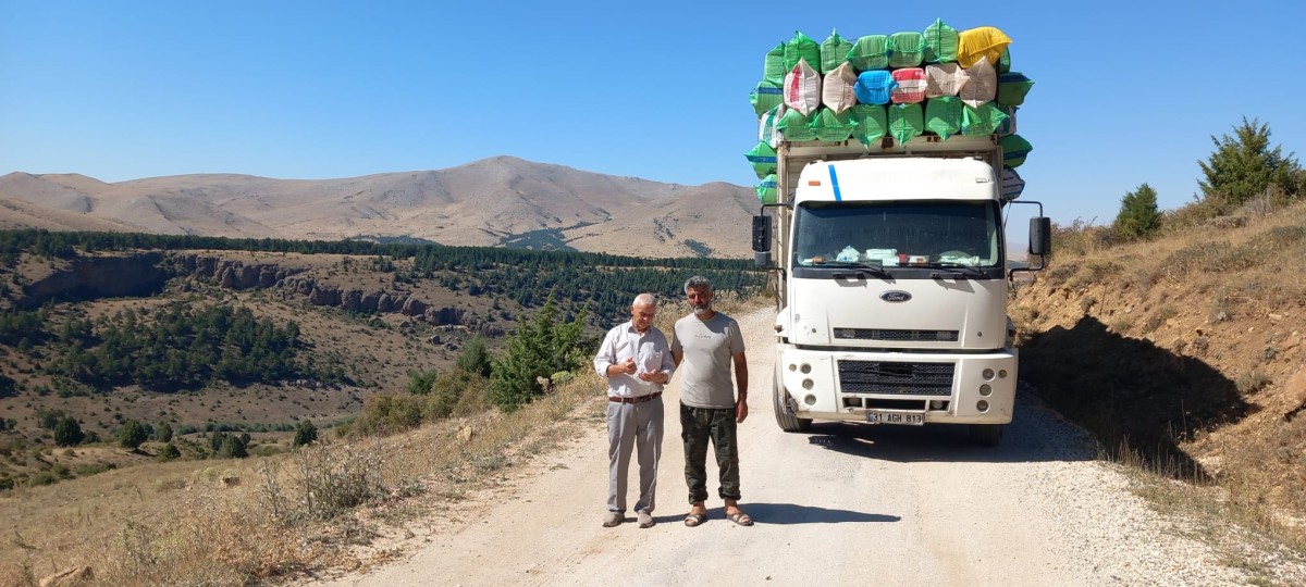 BÜYÜKŞEHİR EKİPLERİ KEVENLİBEL DEVELİ-FEKE  TİCARET YOLU 