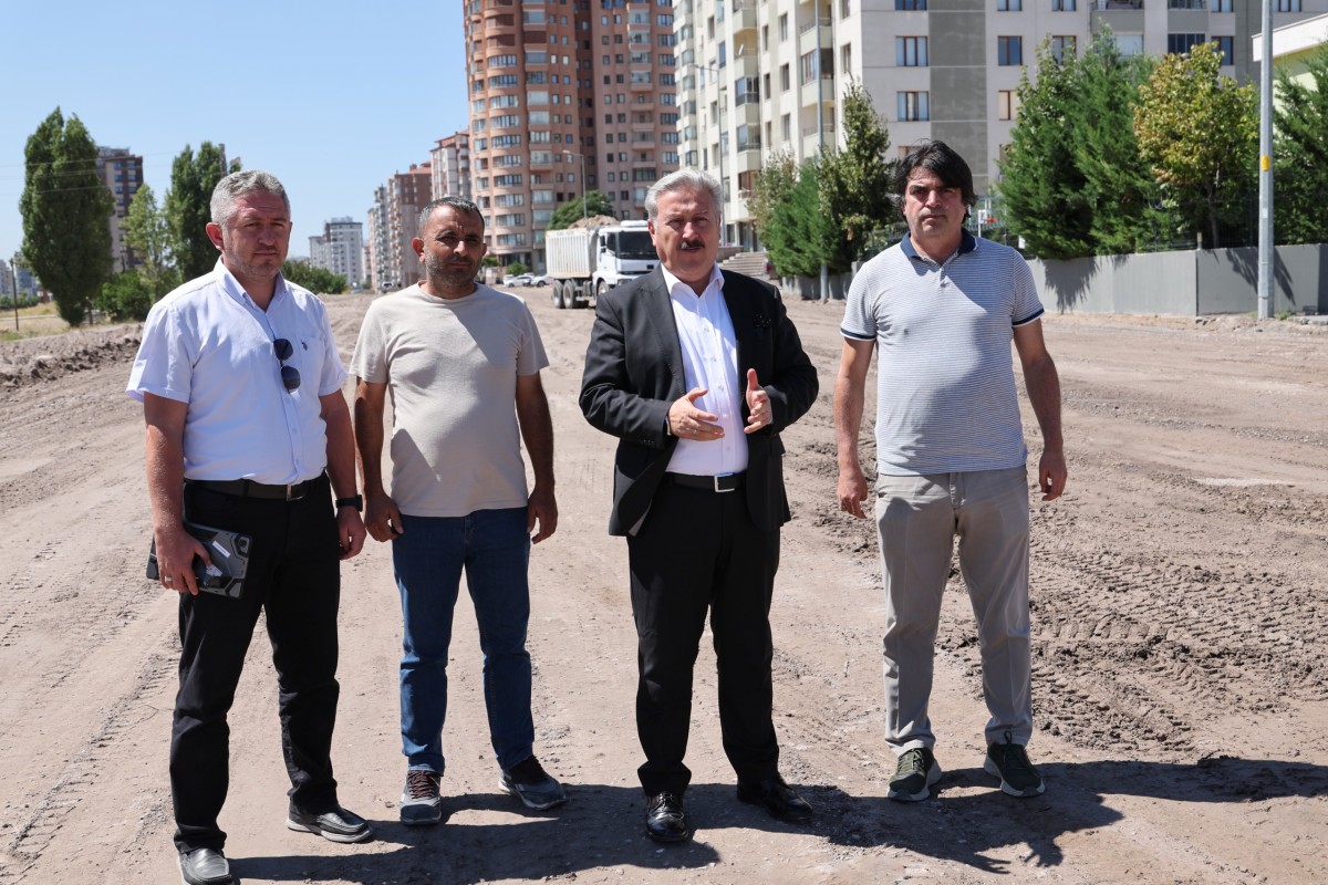 YILDIRIM BEYAZIT MAHALLESİ YENİ YOLLARLA DAHA DA GÜZELLEŞİYOR