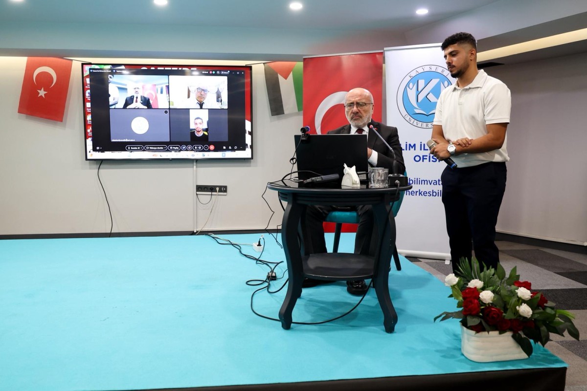 KAYÜ’DE “GAZZE’DE ÜNİVERSİTE OLMAK” TEMALI PROGRAM GERÇEKLEŞTİRİLDİ