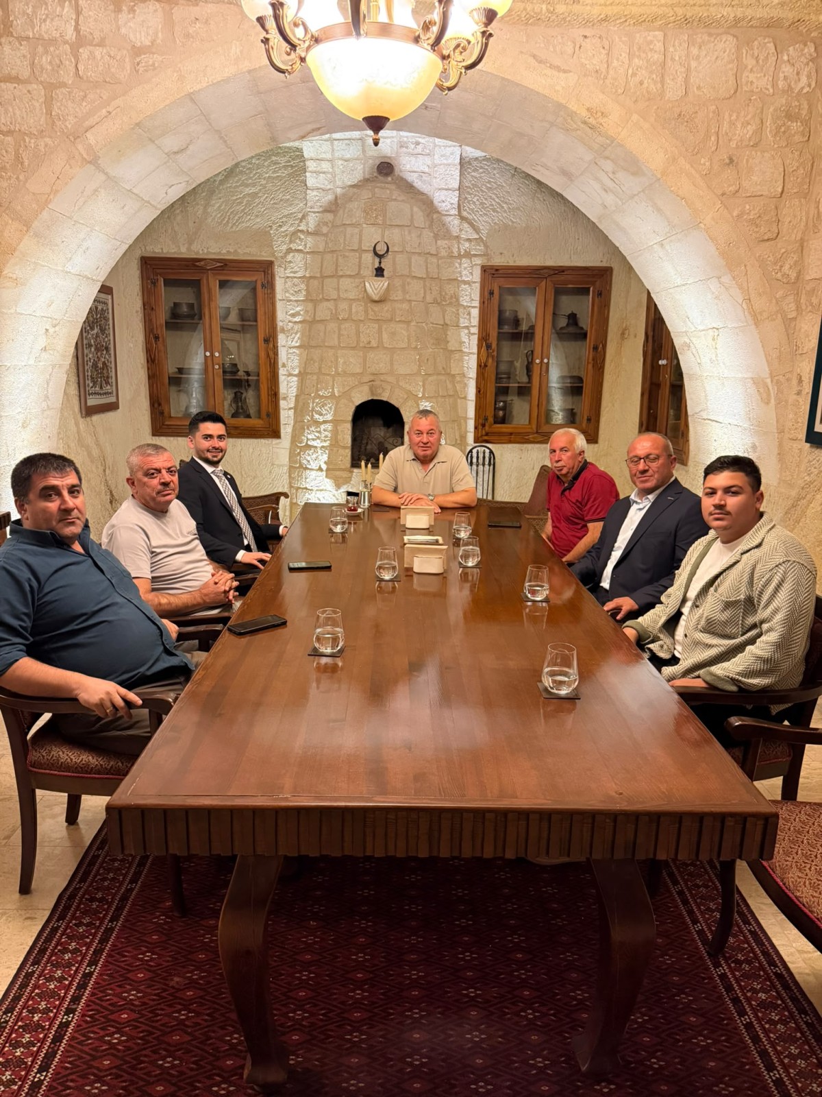 CEMAL ENGİNYURT, YENİ PARTİLİLERLE BULUŞTU