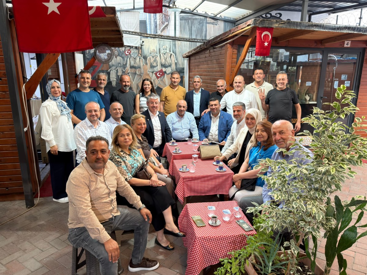 AVŞAR DERNEKLERİNDEN AHMET ÖZSOY ANMA GECESİ 