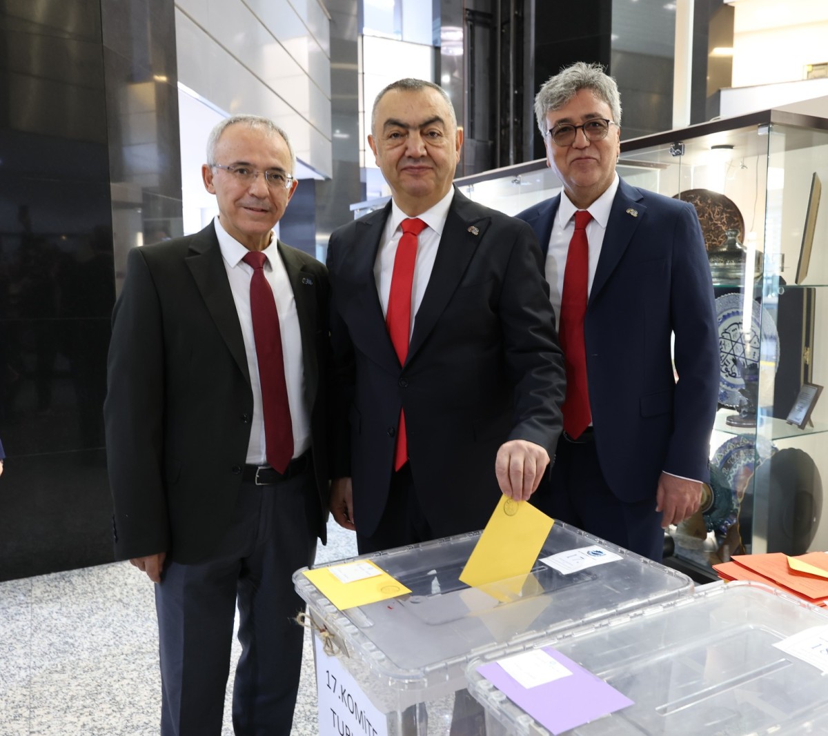 KAYSO VE KTB'DE TEK LİSTELİ SEÇİM 