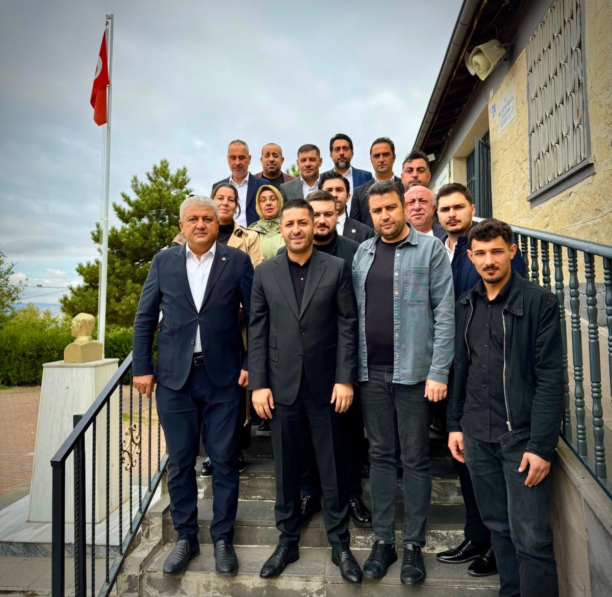 MHP MELİKGAZİ'DEN MİMARSİNAN ÇlKARMASl 