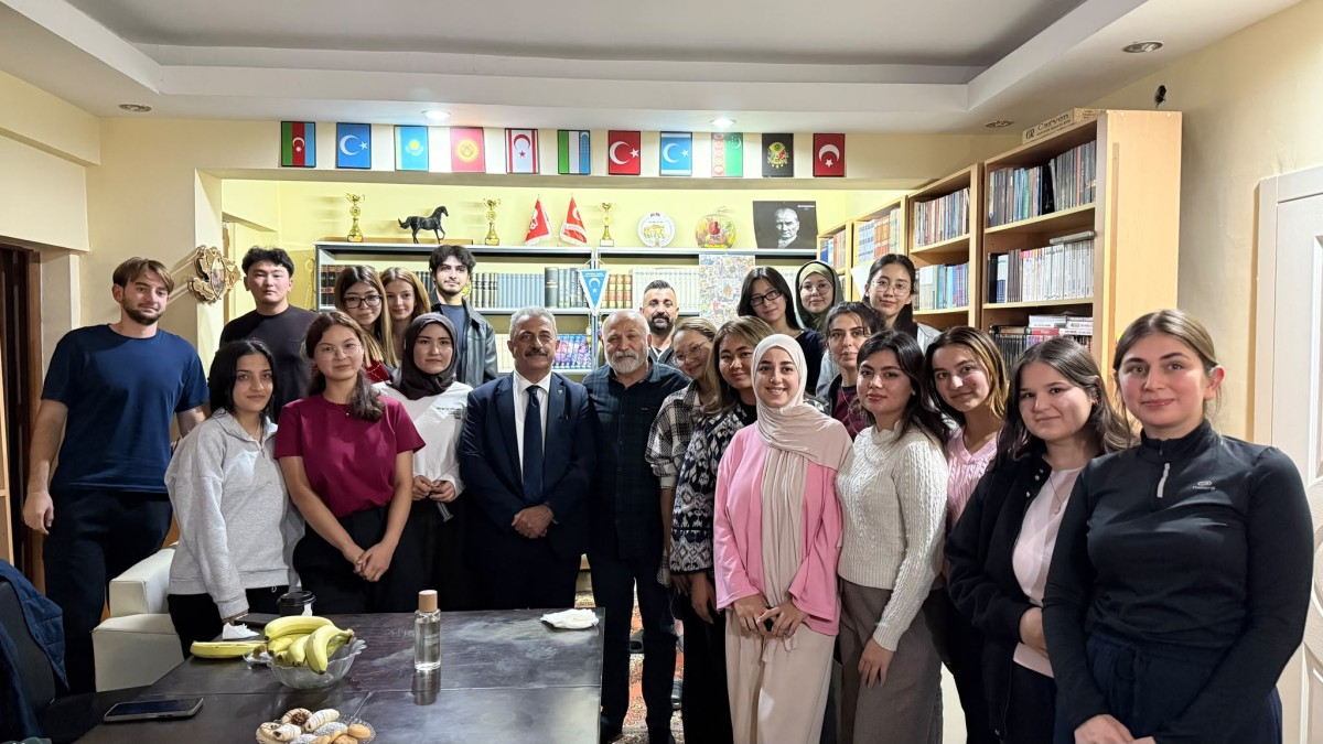 TÜRK DÜNYASININ KALBİ KAYSERİ'DE ATTI